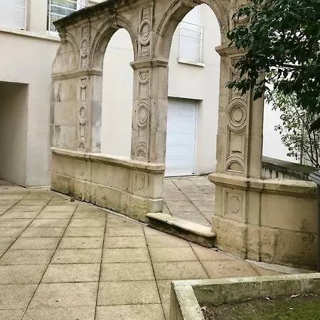 Appartement Studio Vinci- Parking Privé